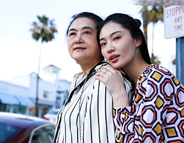 Mother’s Day: Model Bonnie Chen & Her Mom, Siuwa Siu